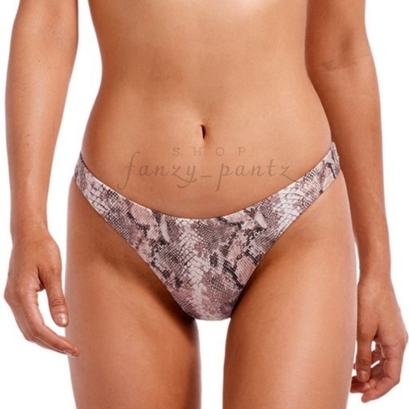 Vitamin A California High Leg Levisa  Bottom snake - Picture 8 of 8